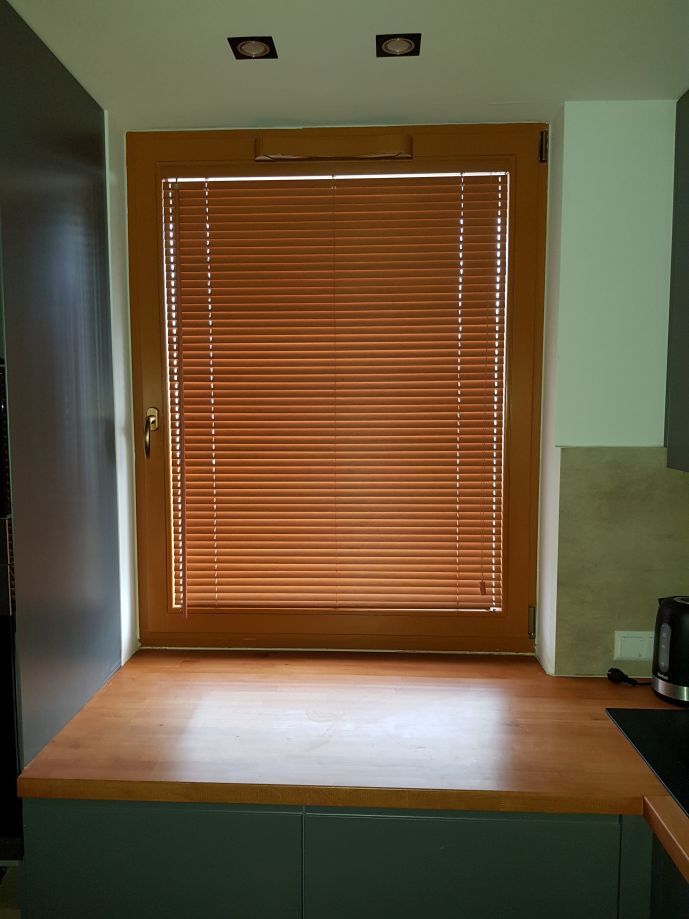żaluzje bambusowe 25 mm, montaż do ramy okiennej, kolor bambus natural